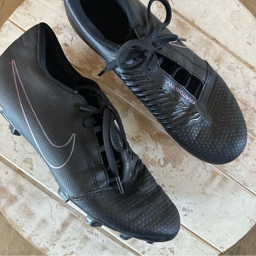 Nike Phantom Venom Club FG Black - Picture 2 of 10